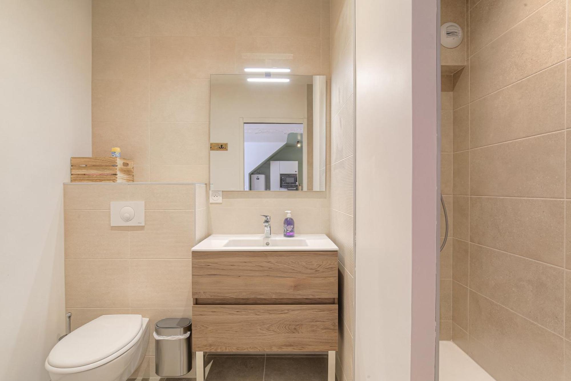 Apartment Wellin'ars *